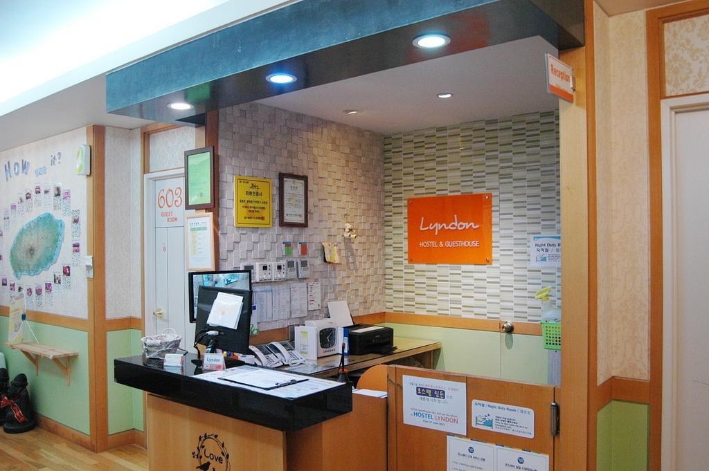 Hostel Lyndon Jeju Esterno foto